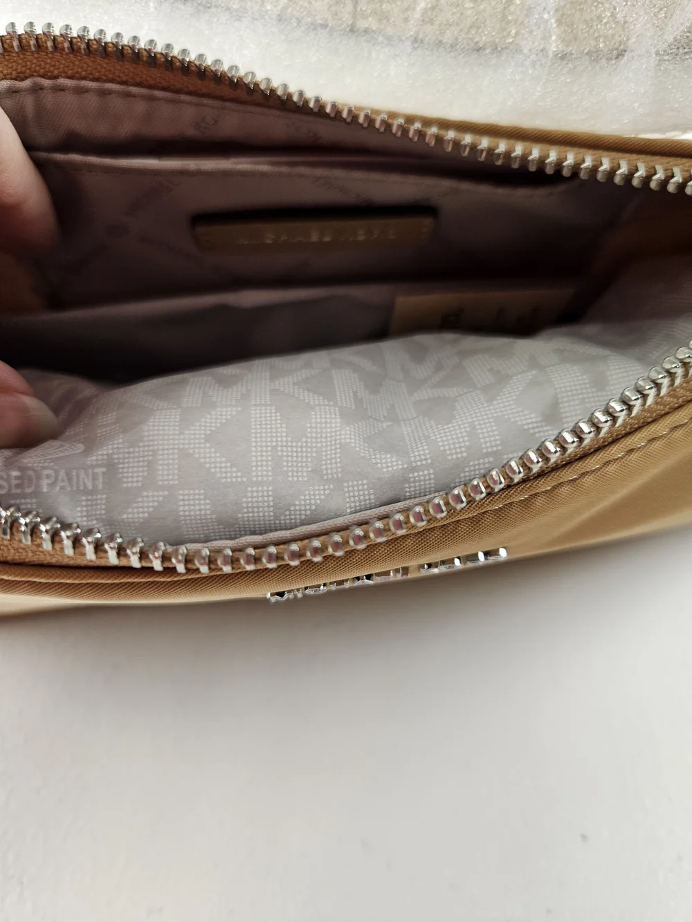 NWT Michael Kors Zadie Small East West Top Zip Crossbody Bag Tan